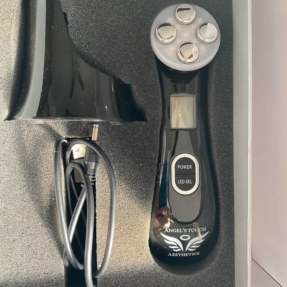 LED Facial Massage Device with red light therapy